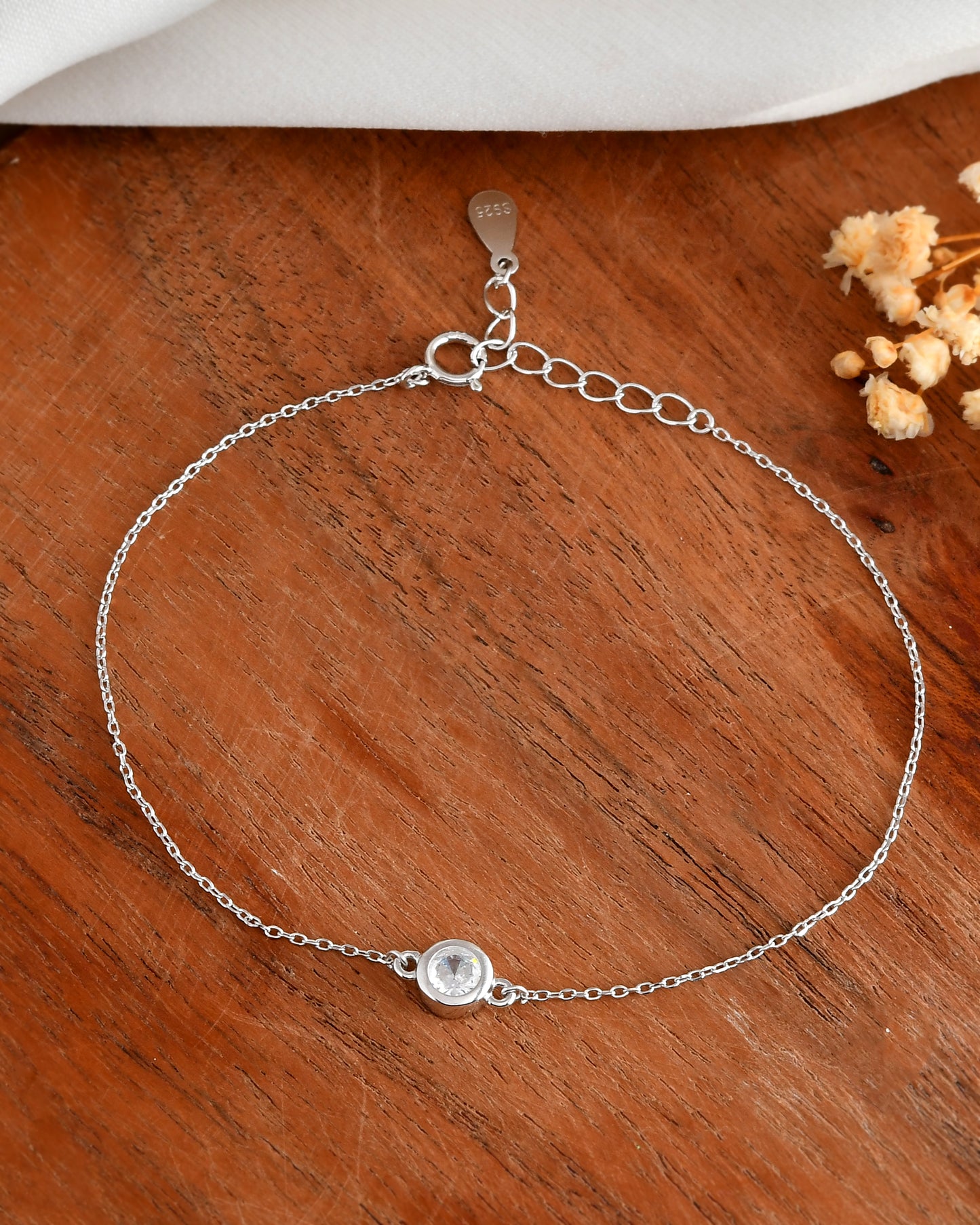 Solo Sparkle Sterling Silver Bezel-Set CZ Bracelet – Minimalist Single-Stone Dainty Chain