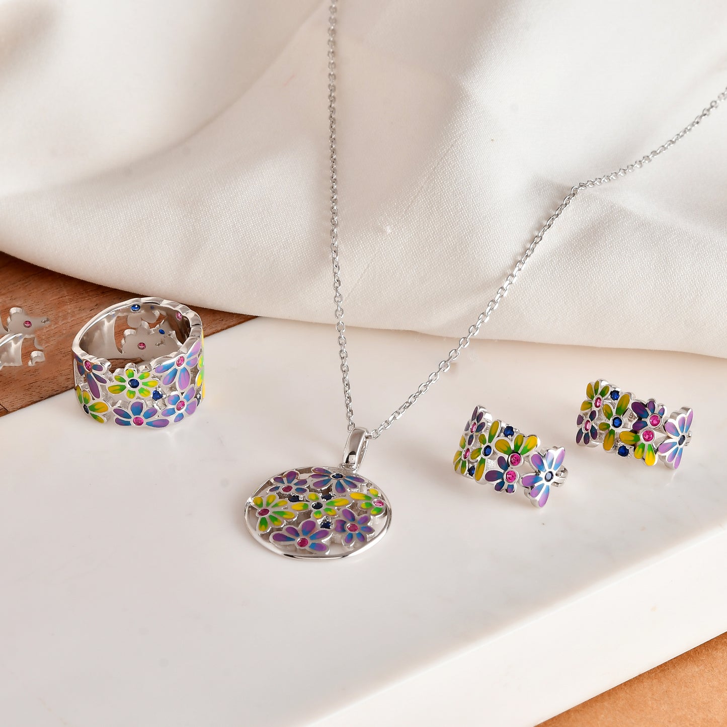 Sterling Silver Wildflower Enamel Jewelry Set – Round Pendant Necklace, Blossom Huggie Earrings & Wide Band Ring