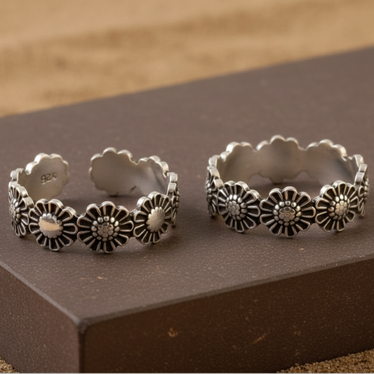 925 Sterling Silver Daisy Flower Toe Ring – Adjustable Boho Floral Jewelry