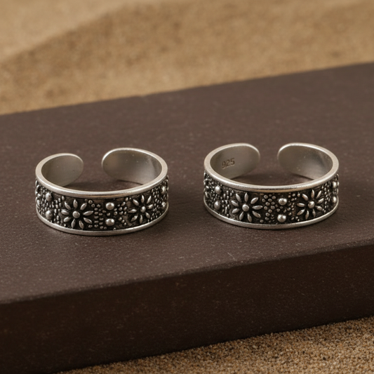 925 Silver Adjustable Wide Band Toe Rings with Oxidized Floral Pattern – Handmade Ethnic Foot Jewelry