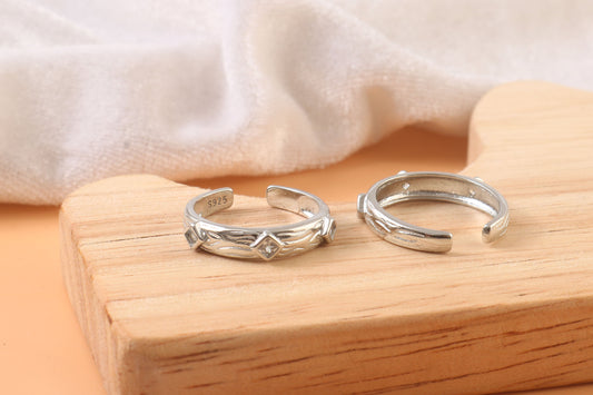 925 Silver Adjustable Toe Ring with Clear Cubic Zirconia Stones – Minimalist Geometric Foot Jewelry