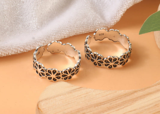 925 Silver Adjustable Floral Toe Rings – Handmade Oxidized Boho Foot Jewelry