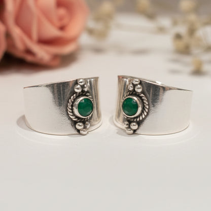 Meera Emerald Green Wide Toe Rings
