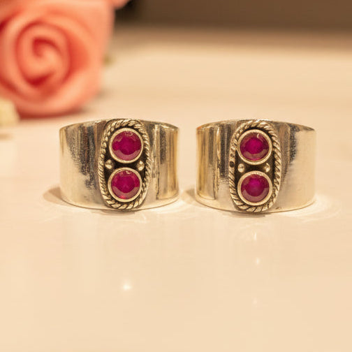 Aditi Ruby Wide Toe Rings (Medium)