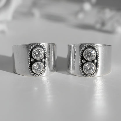 Kiran Clear Stone Wide Toe Rings (Medium)