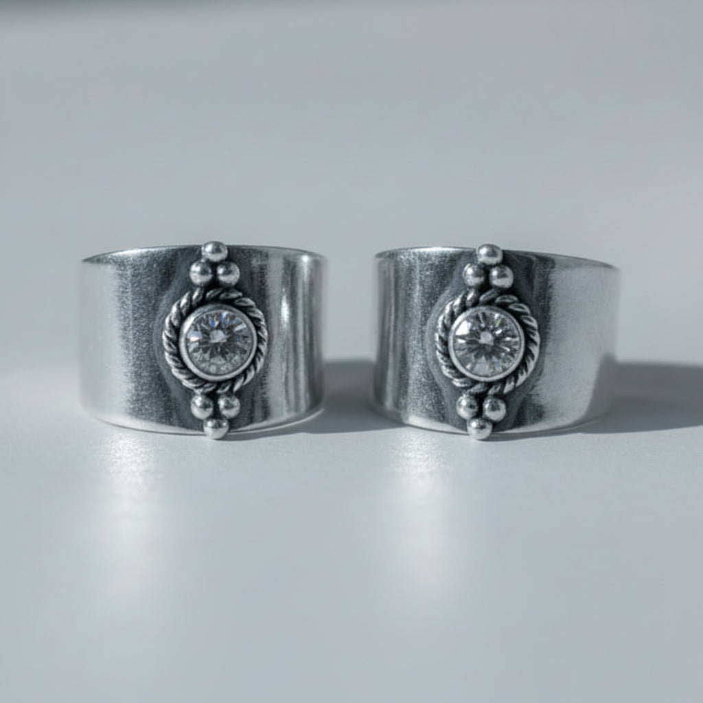Nisha Clear Stone Wide Toe Rings