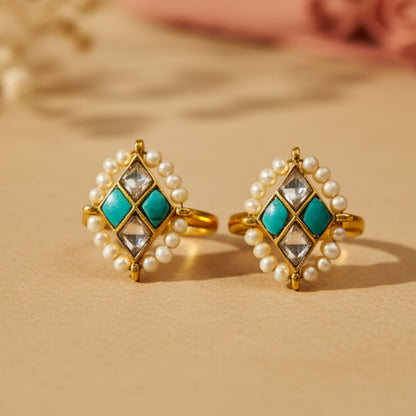 Meher Noor Toe Rings