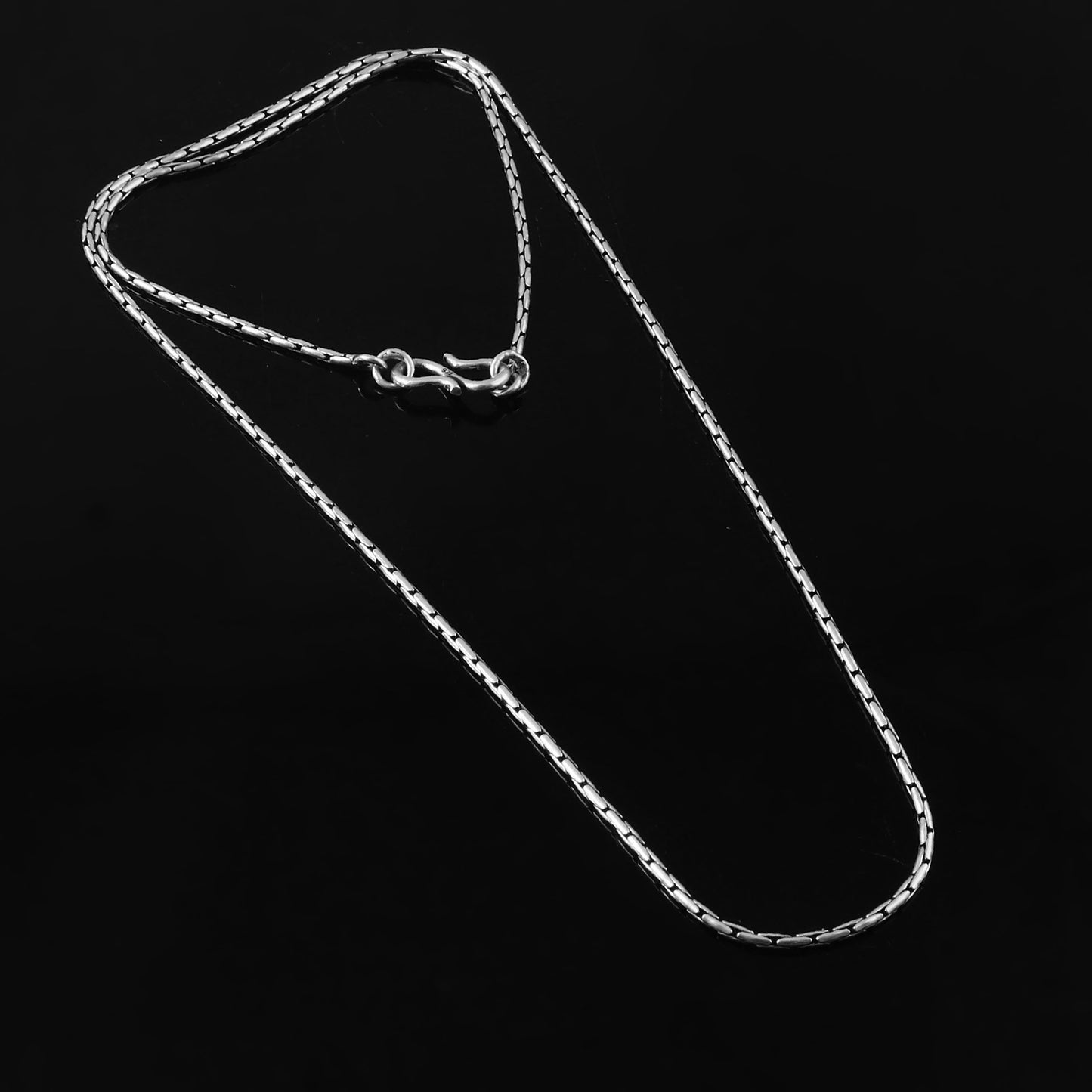 Sarpa Chain – Oxidised Cobra Silver Chain