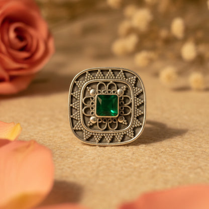 Panna Vintage Square Ring