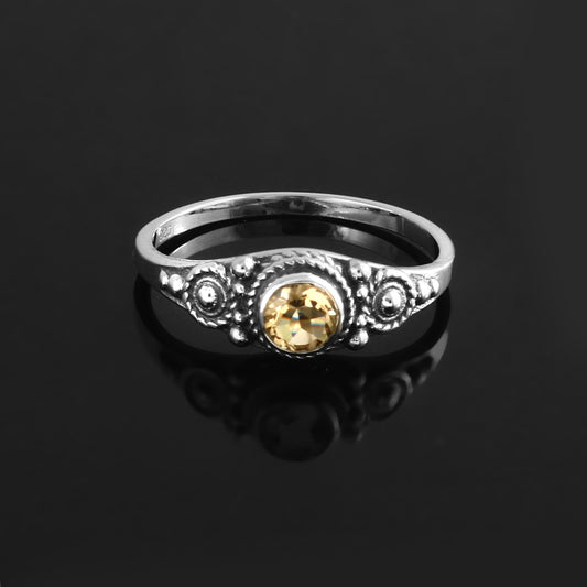 Citrine Oval Ring in 925 Silver – Engraved Floral Gemstone Ring for Women