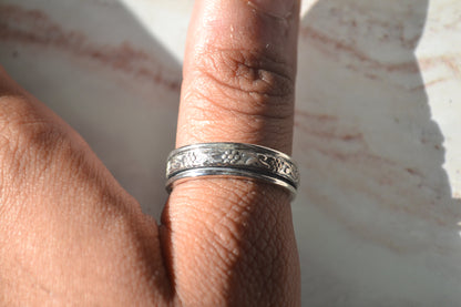 Antique Floral Band