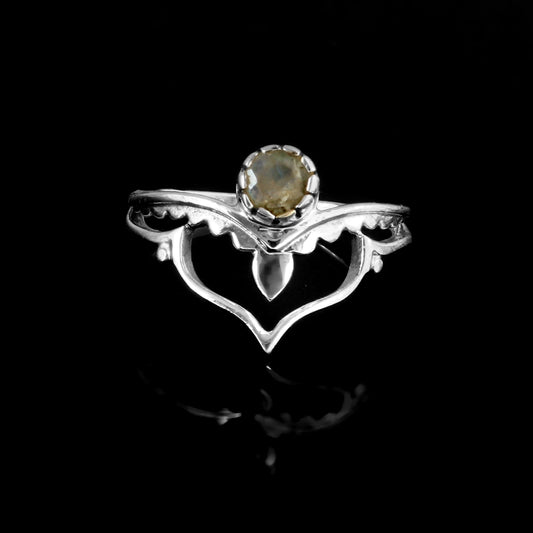 Heart-Crest Labradorite Ring