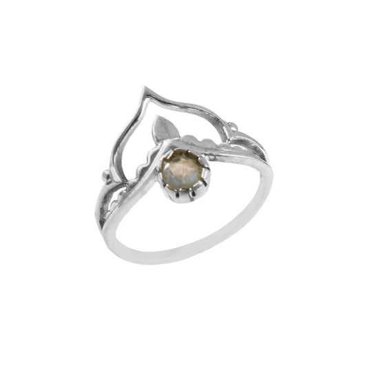 Heart-Crest Labradorite Ring