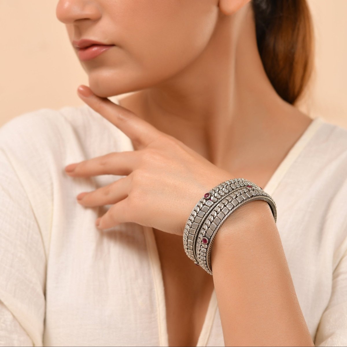 Aanya Antique Silver Bangle - Zirak Silver
