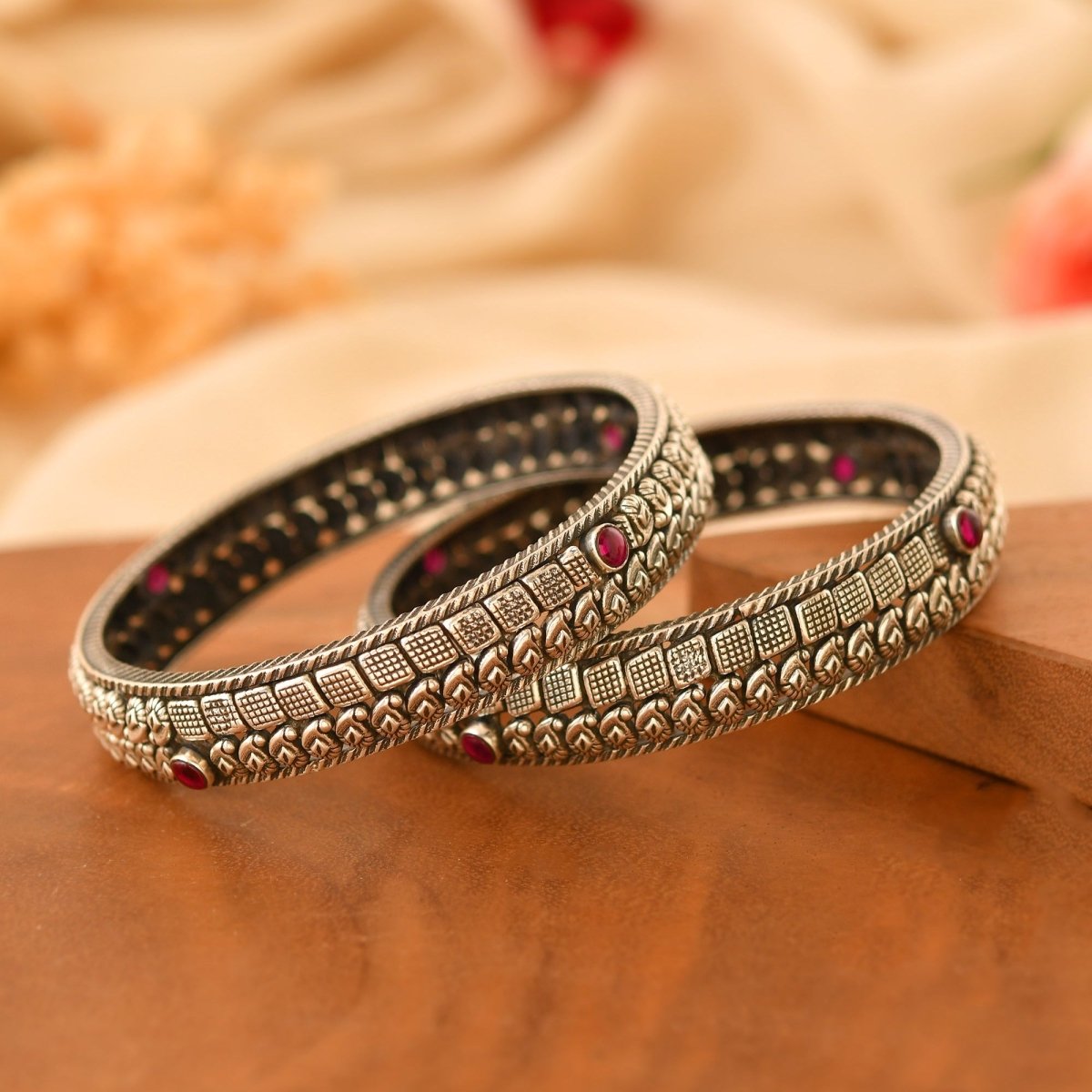 Aanya Antique Silver Bangle - Zirak Silver