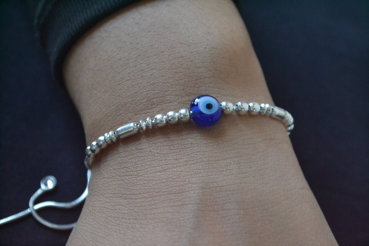 Amaanat Bracelet – 925 Silver Evil Eye Charm Bracelet with Silver Beads - Zirak Silver