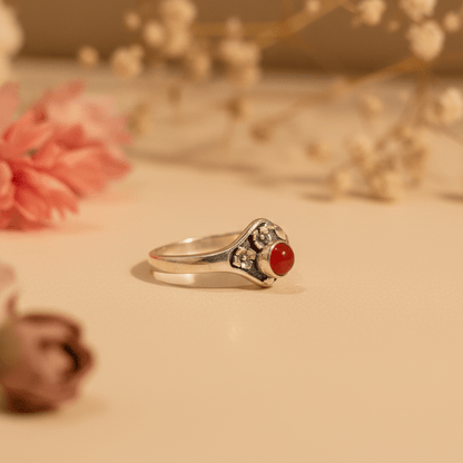 Bindu Red Stone Vintage Ring - Zirak Silver