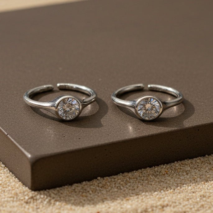 Chandrika Solitaire Toe Ring - Zirak Silver