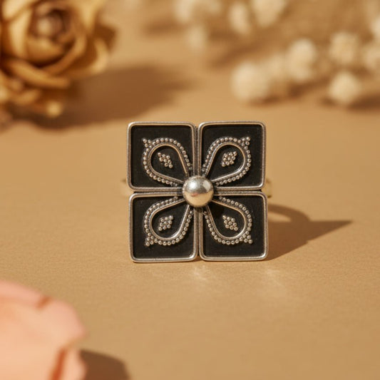 Chaukor Floral Silver Ring - Zirak Silver