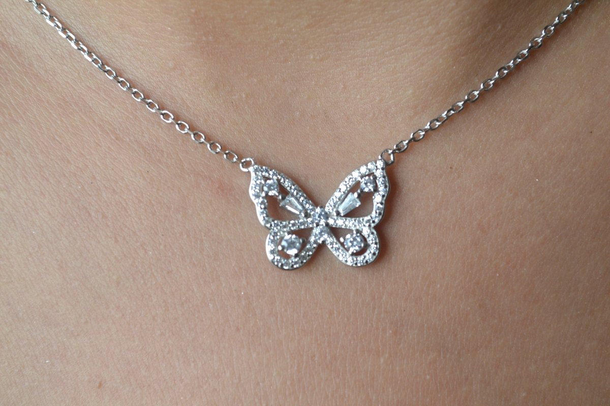 Elegant Butterfly Wings Pendant - Zirak Silver