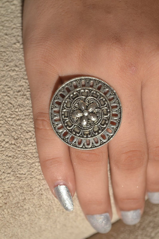 Floral Lattice Oxidised Ring - Zirak Silver