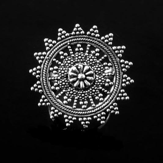 Floral Sunburst Garnet Ring - Zirak Silver
