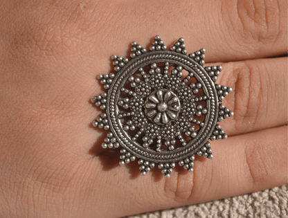 Floral Sunburst Garnet Ring - Zirak Silver