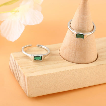 Green Baguette Silver Toe Ring | 925 Sterling Silver Adjustable Minimal Toe Ring for Women - Zirak Silver