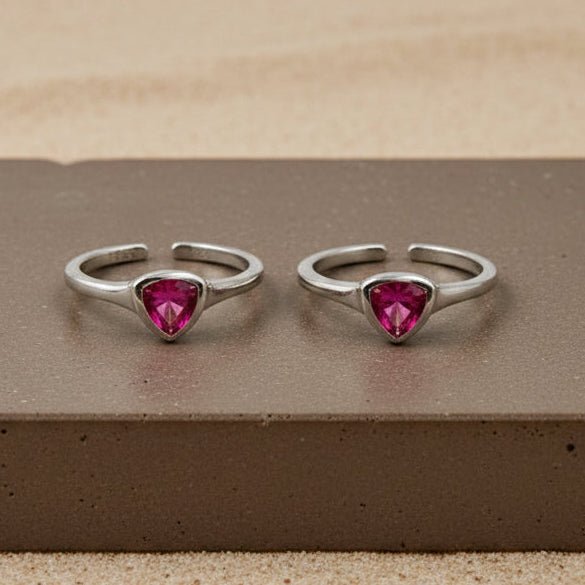 Gulabi Trikon Toe Ring - Zirak Silver
