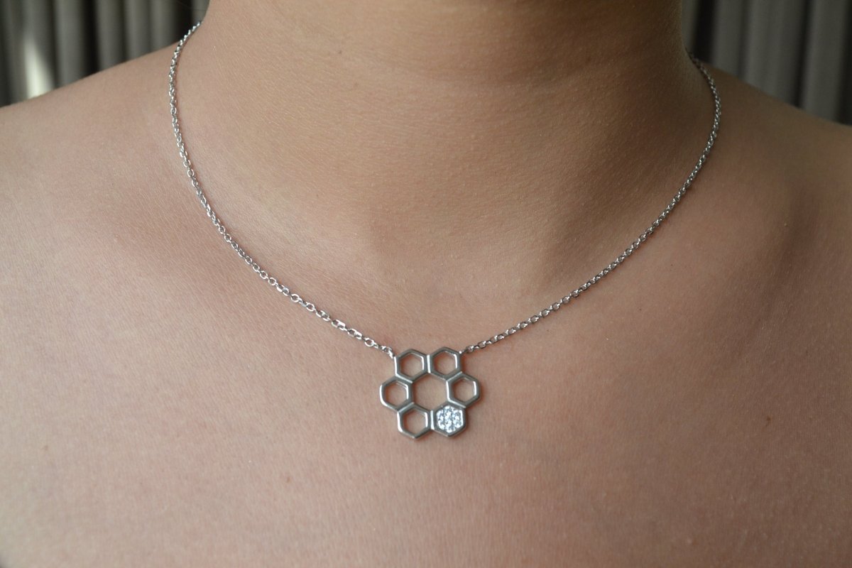 Honeycomb Halo Pendant - Zirak Silver