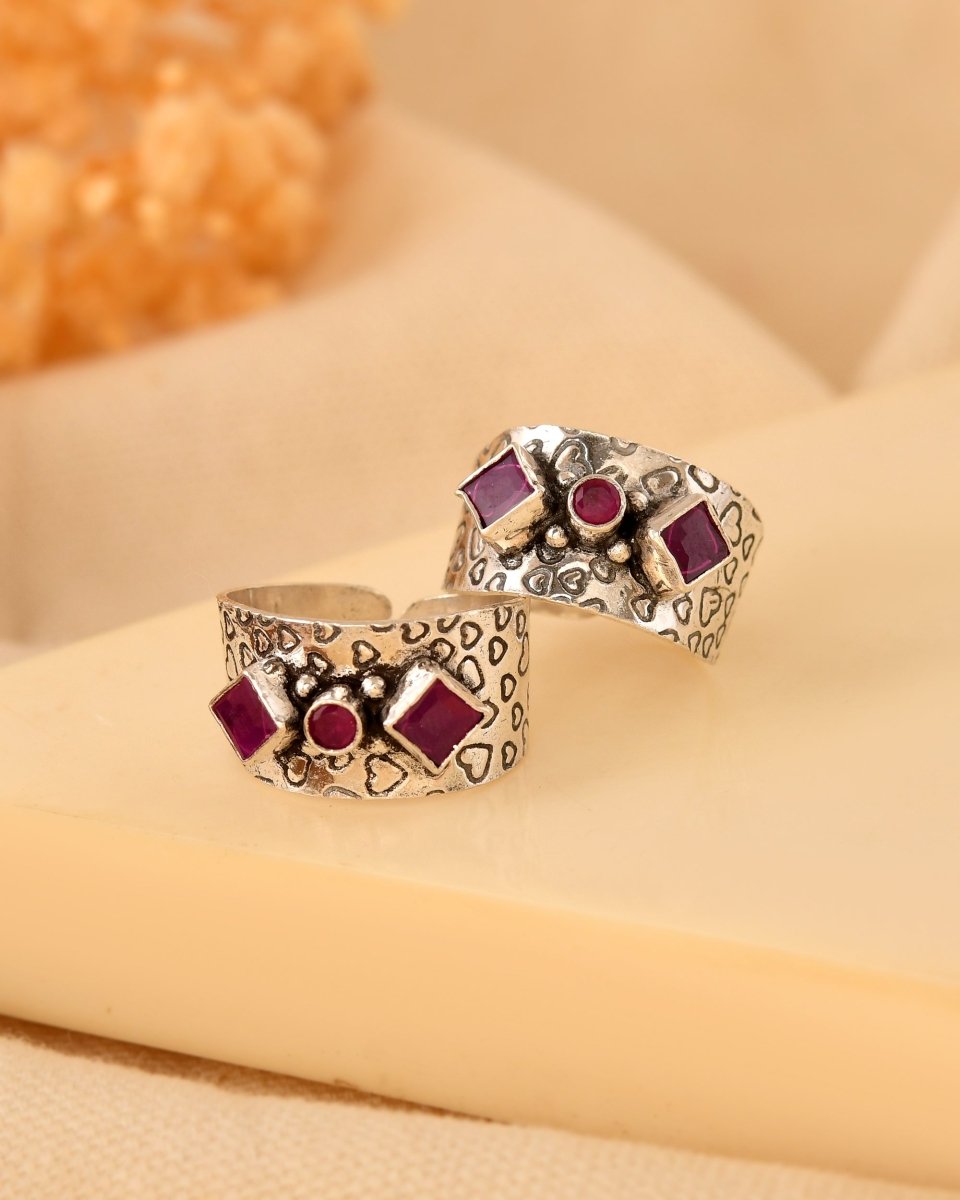 Kiara Wide Band Pink Stone Toe Rings - Zirak Silver