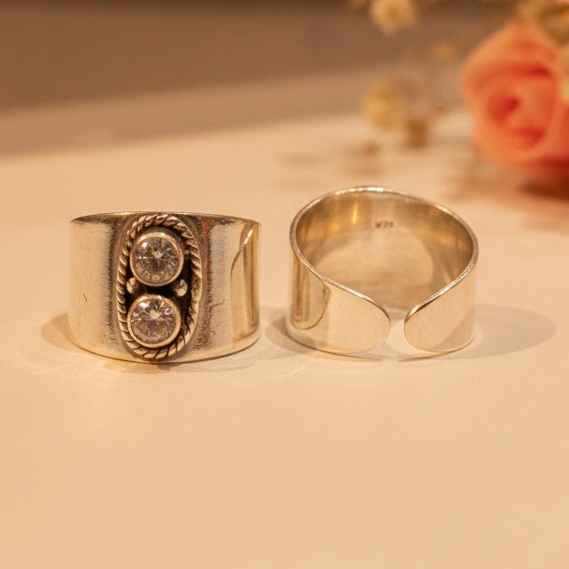 Kiran Clear Stone Wide Toe Rings (Medium) - Zirak Silver