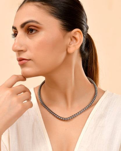 Kriti Oxidized Rope hasli - Zirak Silver