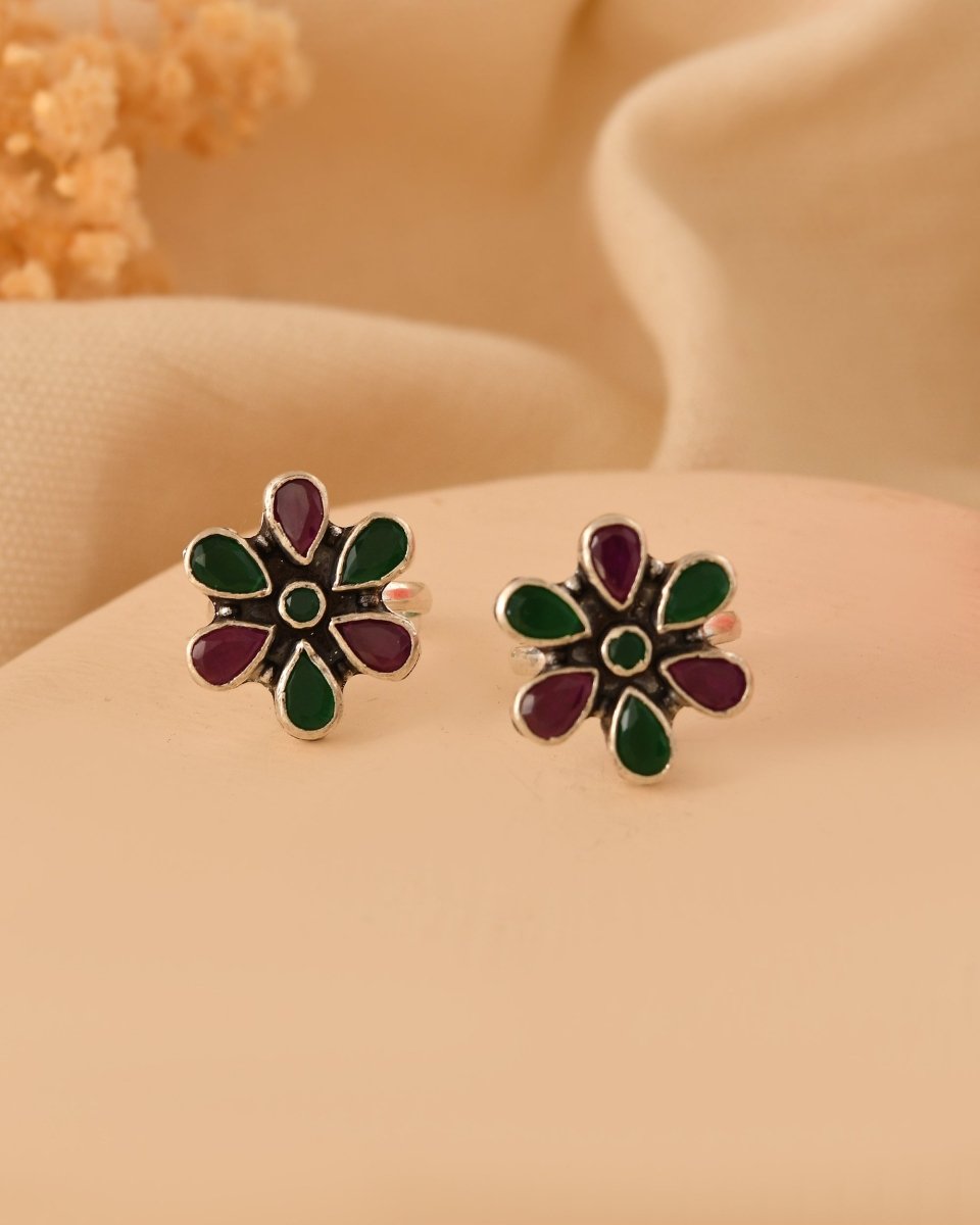Kusum Floral Oxidized Toe Rings - Zirak Silver