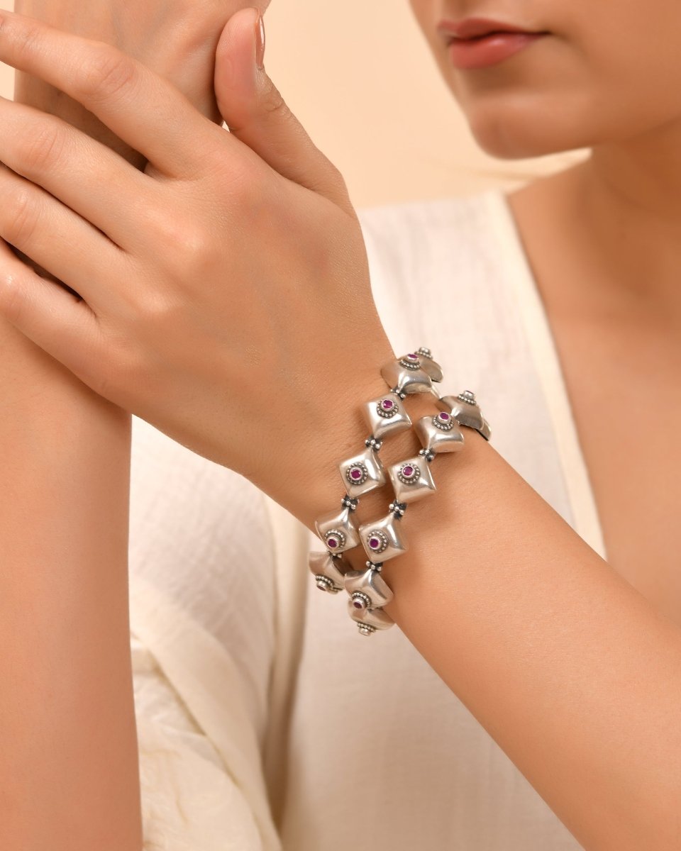 Meera Geometric Silver Bangle - Zirak Silver