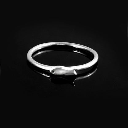 Minimal Silver Fish Band Ring - Zirak Silver