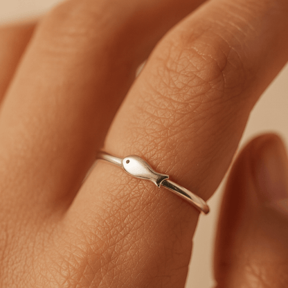 Minimal Silver Fish Band Ring - Zirak Silver