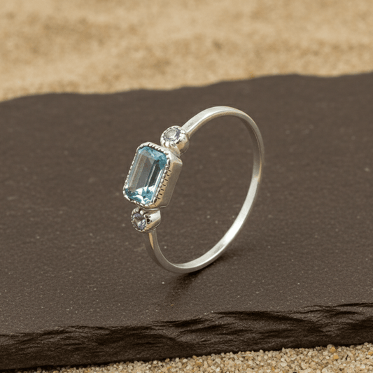 Minimalist Blue Baguette Silver Ring - Zirak Silver