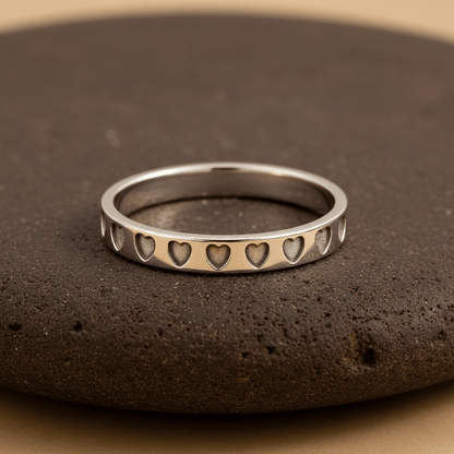 Minimalist Heart Engraved Silver Band Ring - Zirak Silver