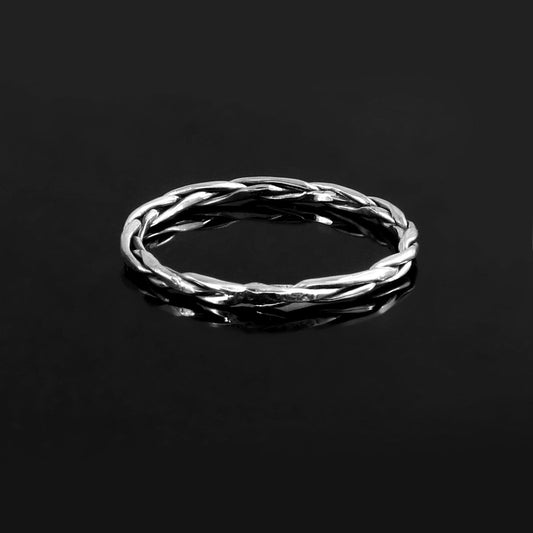 Minimalist Silver Arrow Ring - Zirak Silver