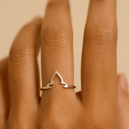 Minimalist Silver Lotus Petal Ring - Zirak Silver
