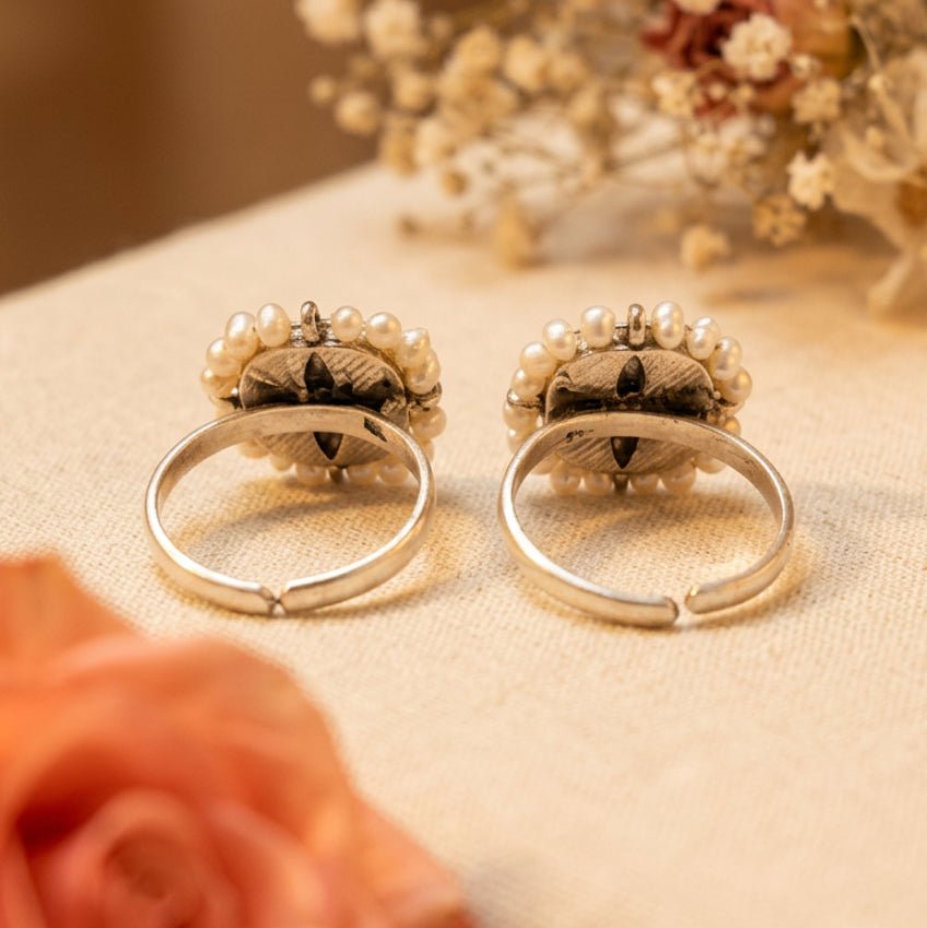 Moti Noor Toe Ring - Zirak Silver