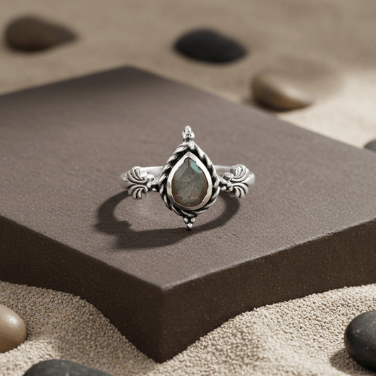 Mystic Oval Labradorite Ring - Zirak Silver