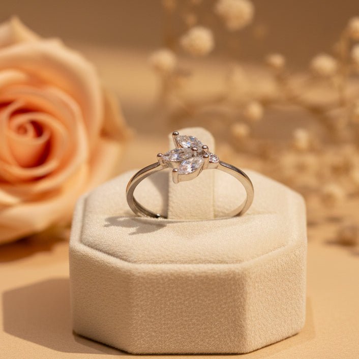 Nalini Leaf Ring - Zirak Silver
