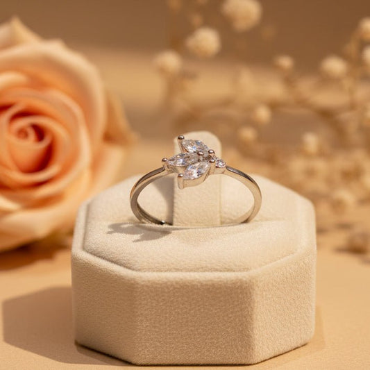 Nalini Leaf Ring - Zirak Silver