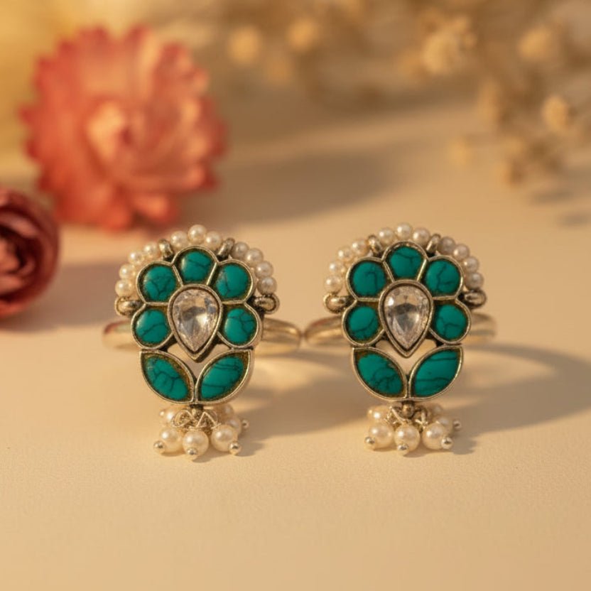 Neelpushp Toe Rings - Zirak Silver