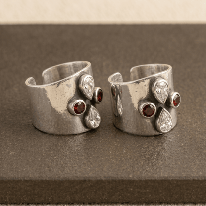 Neha Red & Clear Floral Wide Toe Rings - Zirak Silver