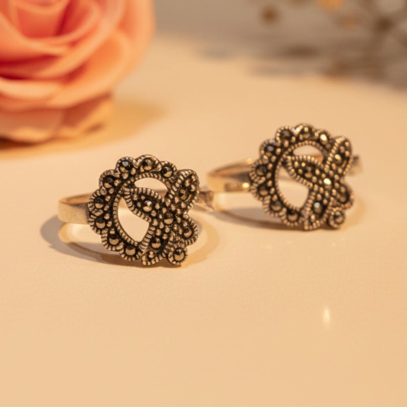 Nitya Toe Ring - Zirak Silver