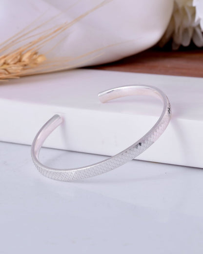 Noori Cuff – 99.99 Silver Sparkling Fish Scale Cuff Bracelet - Zirak Silver