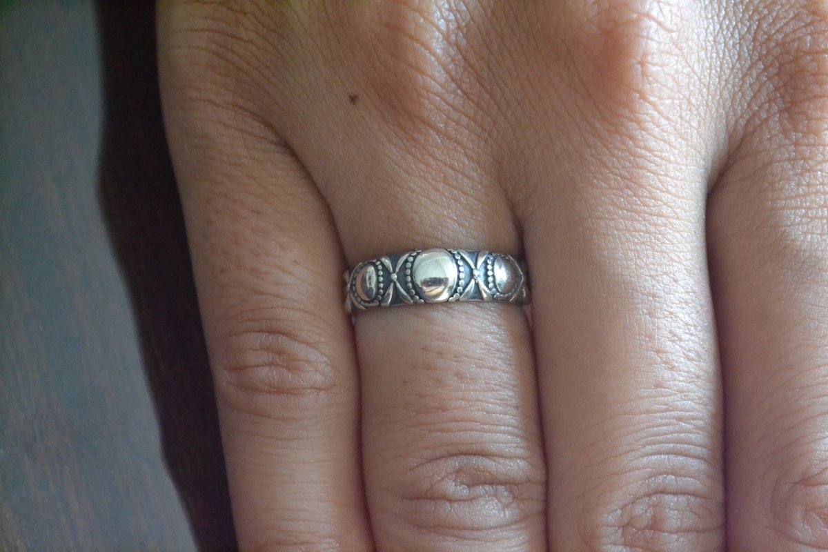Oxidized Sterling Silver Band Ring with Tribal Pattern - Zirak Silver